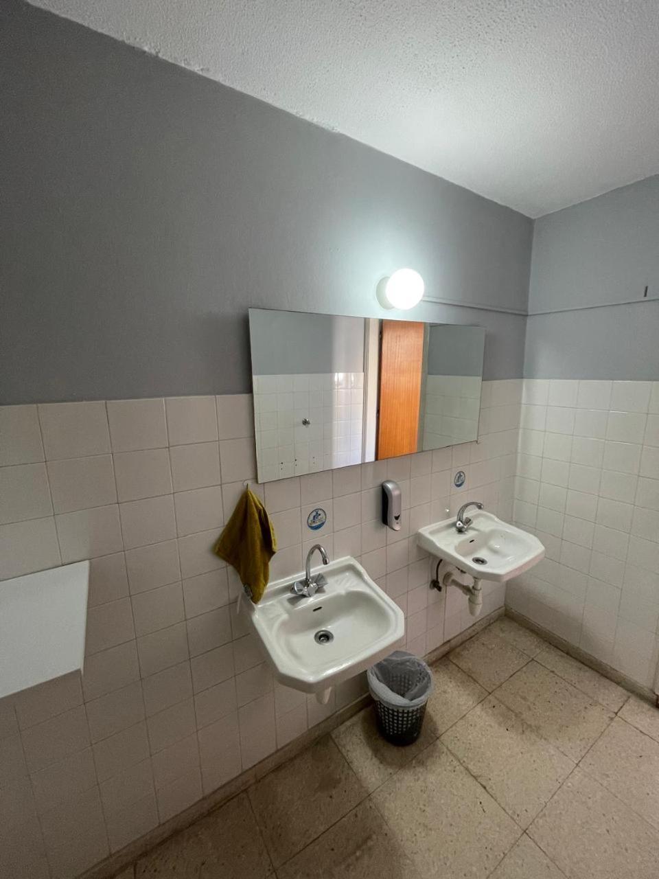 Premium Hostel Marina パ フォス エクステリア 写真